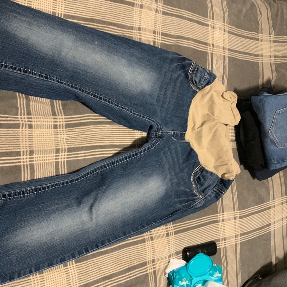 Maternity jeans